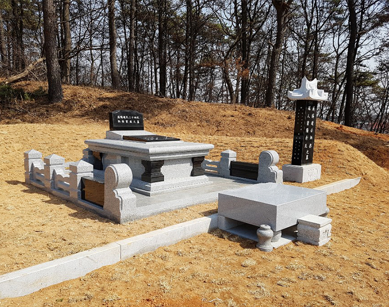 둘레석 (가족묘)